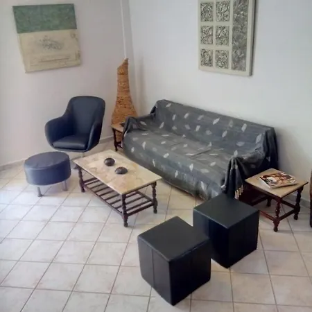 Joy House * גראקיני